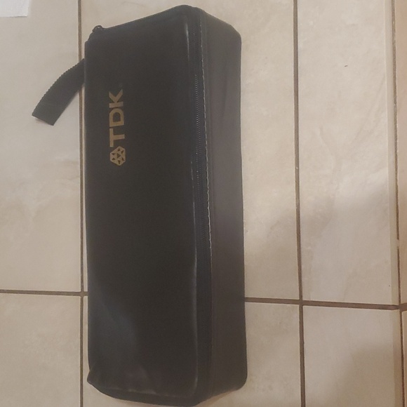 TDK 15 Audio Cassette Tape Storage Holder Carrier with Hand Strap - Picture 1 of 4